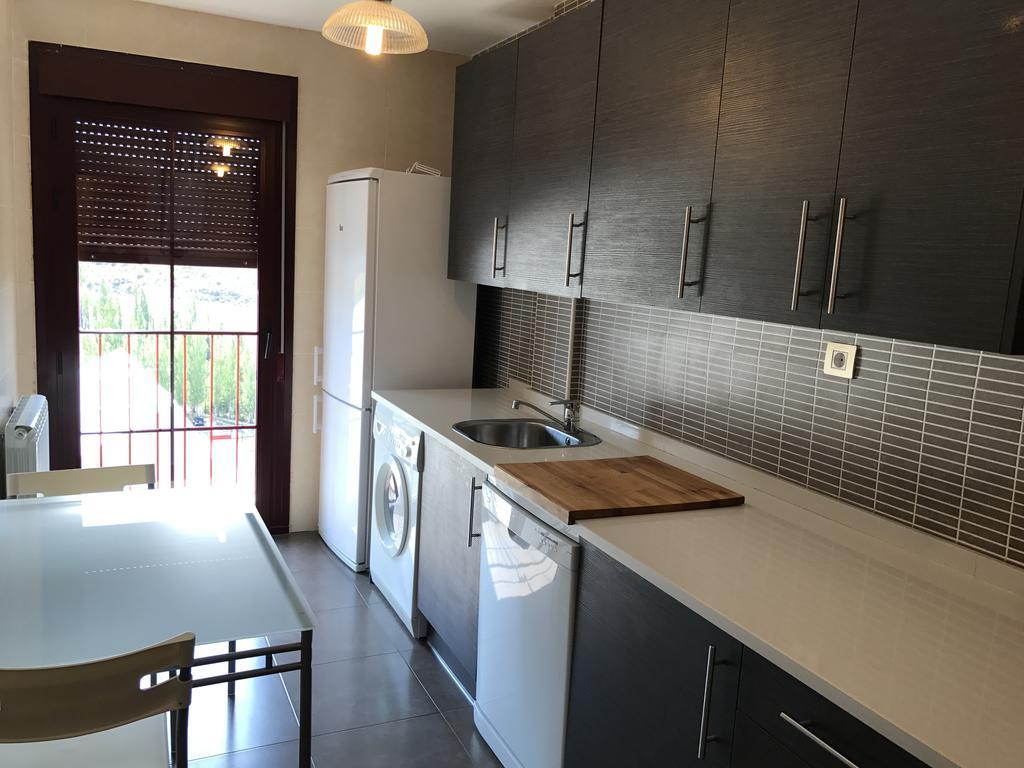 Apartamento Balcon De Jaca I Ngoại thất bức ảnh